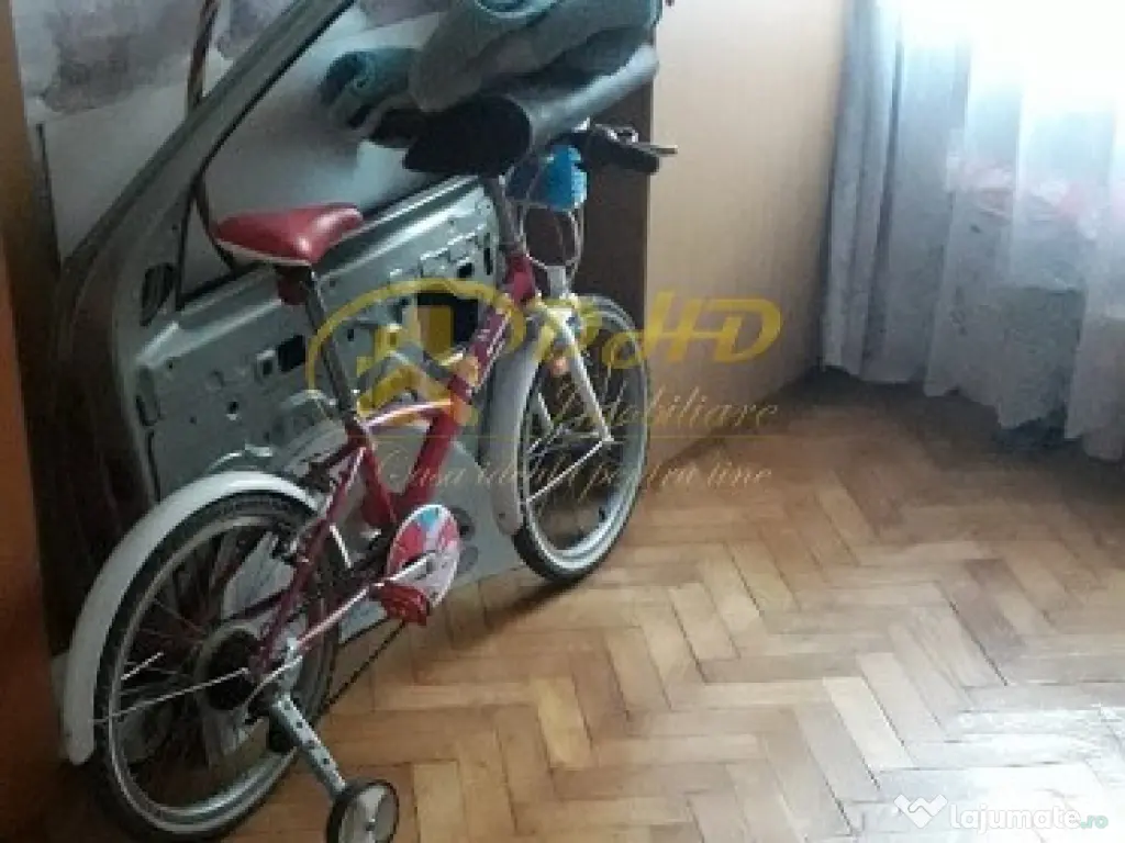 Apartament 3 camere in Bularga 