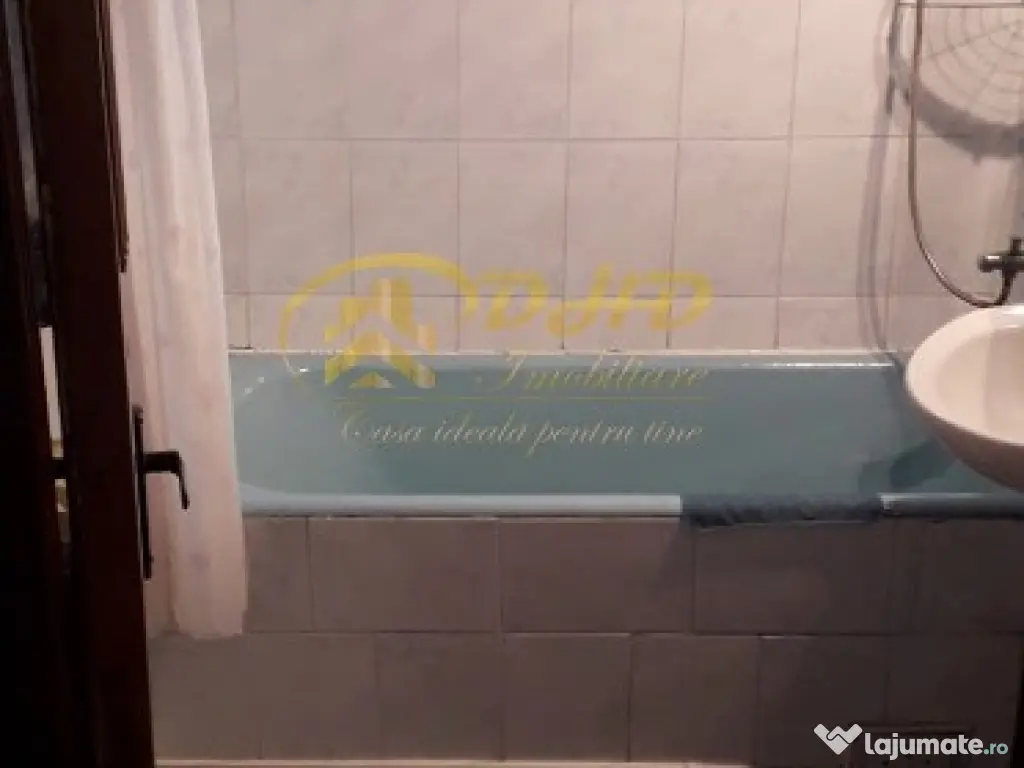 Apartament 3 camere in Bularga 