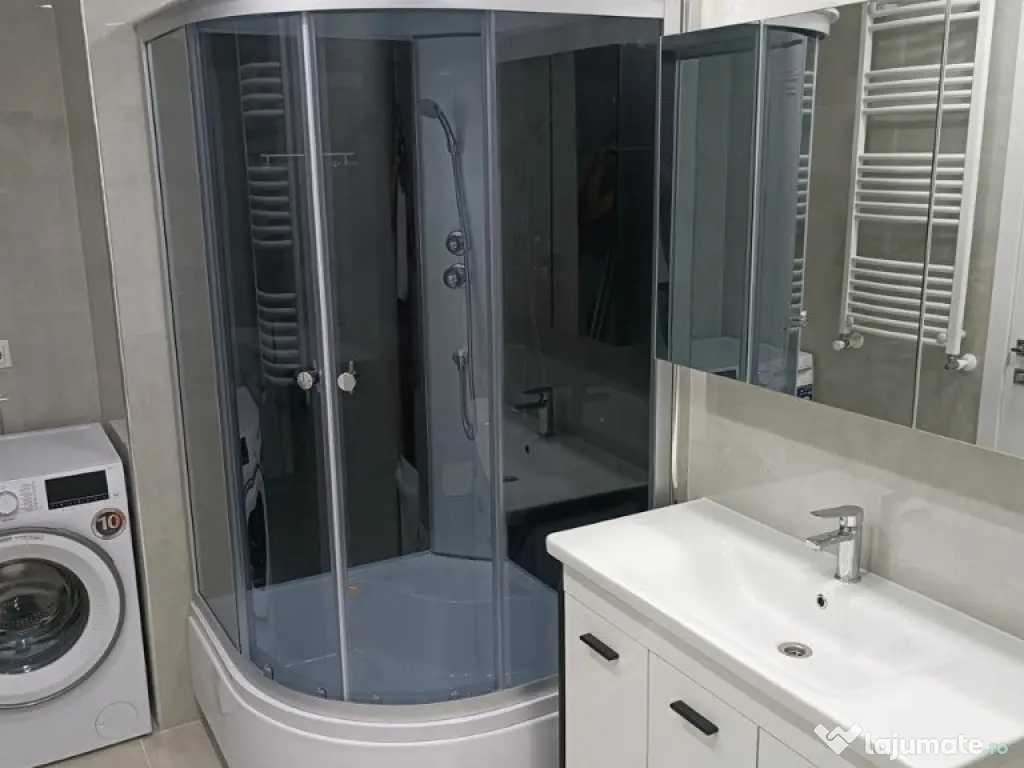 Garsoniera de inchiriat in zona Victoriei