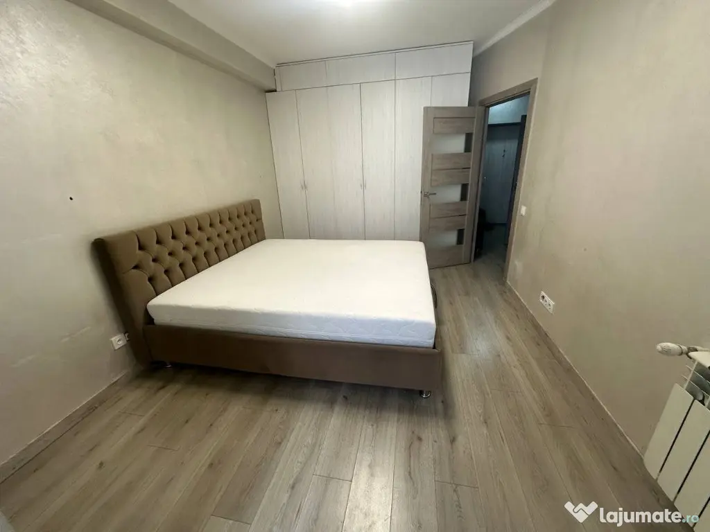 Garsoniera de inchiriat in zona Aparatorii Patriei