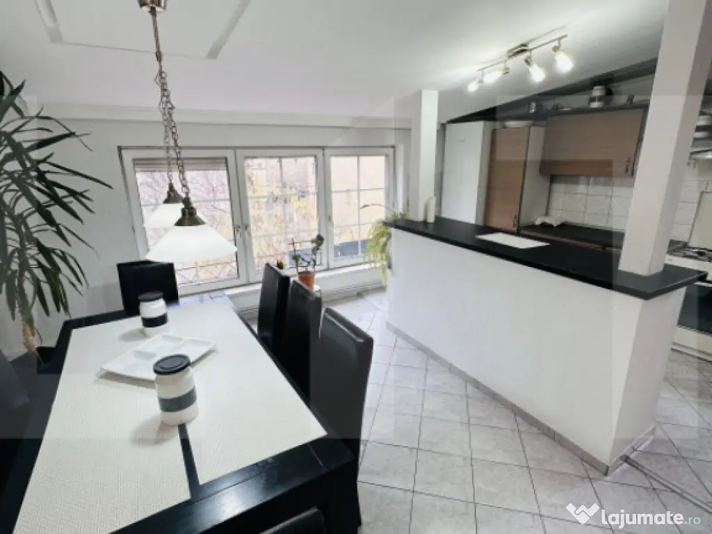 Spatiu generos in centrul Aradului, 180mp utili, investitie