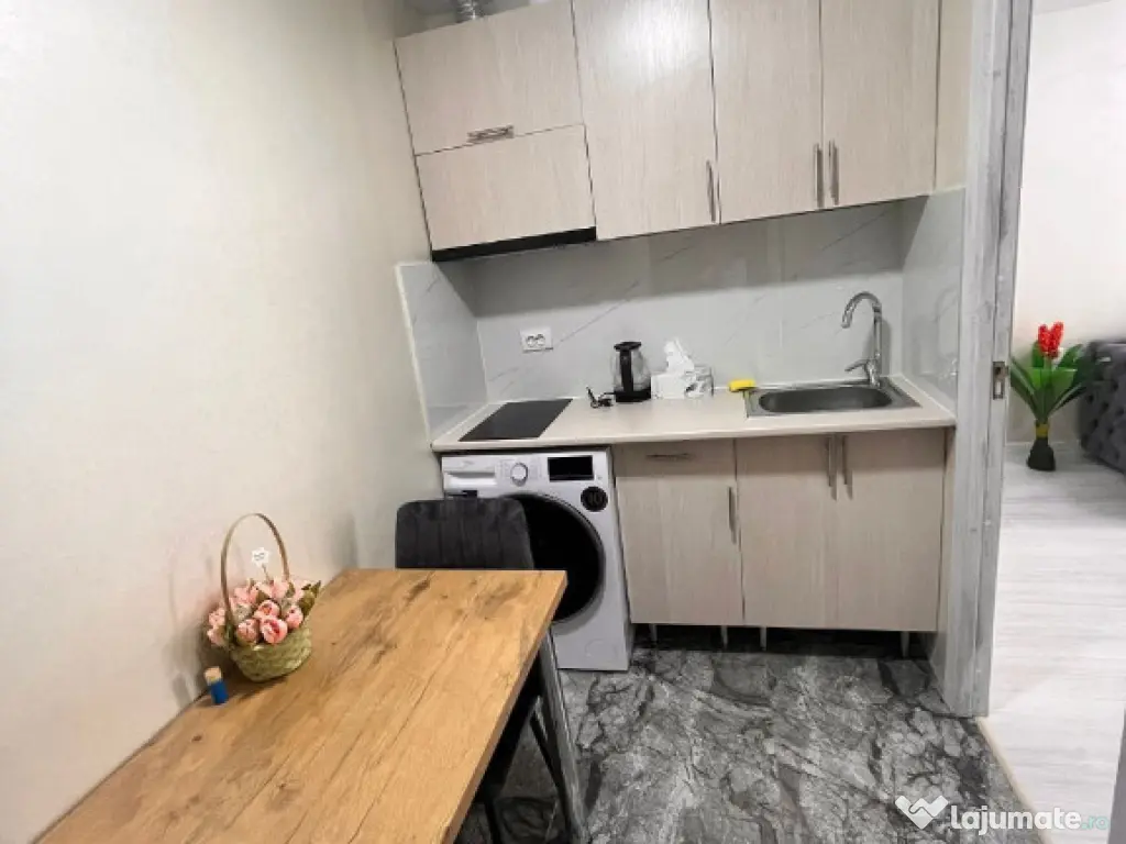 Garsoniera de inchiriat in zona 13 Septembrie