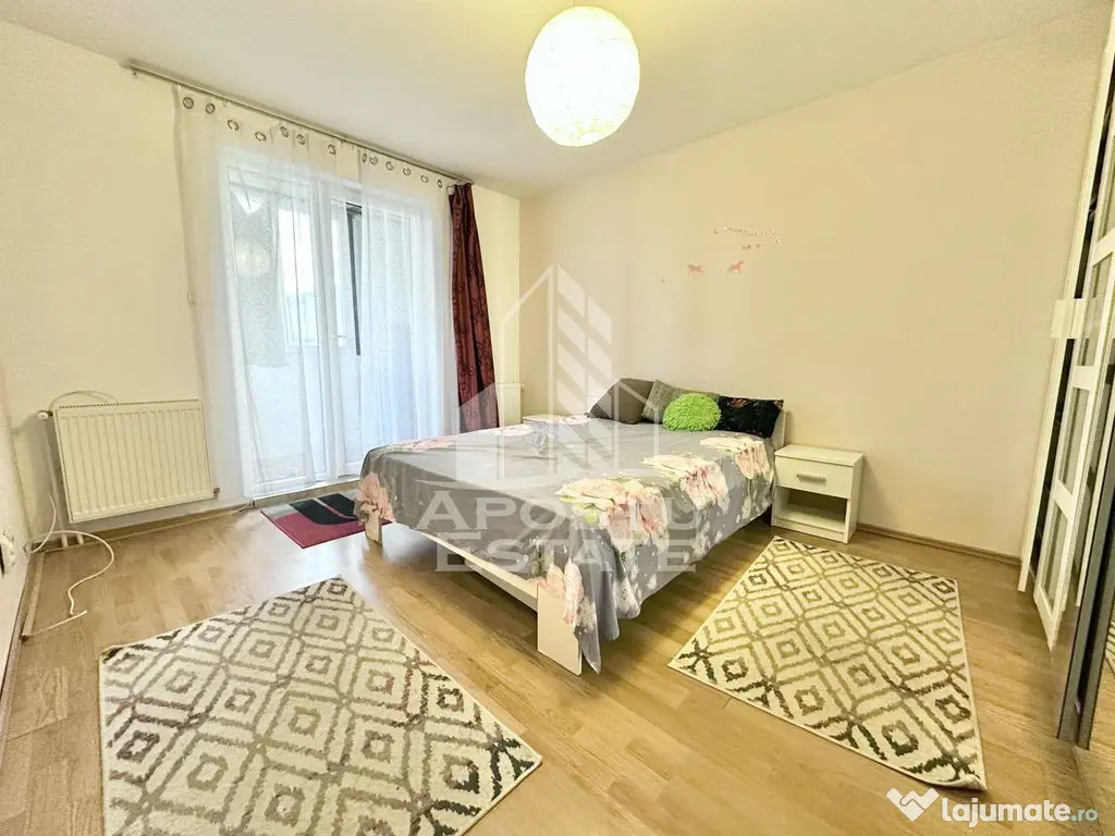 Apartament cu 3 camere, debara si terasa inchisa de 12 mp... 