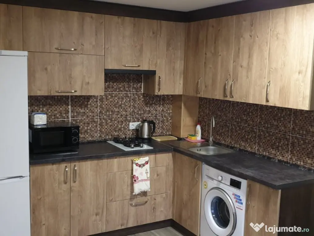 Apartament 2 camere de închiriat în Giurgiului