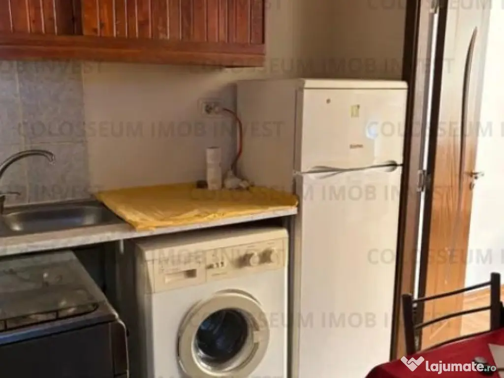 Camera de camin cu baie si bucatarie - zona Astra 