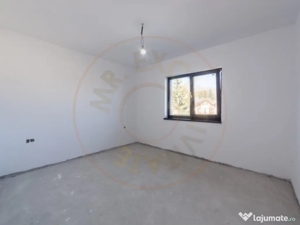 Case premium P+1 în Mărăcineni – Argeselu ! 