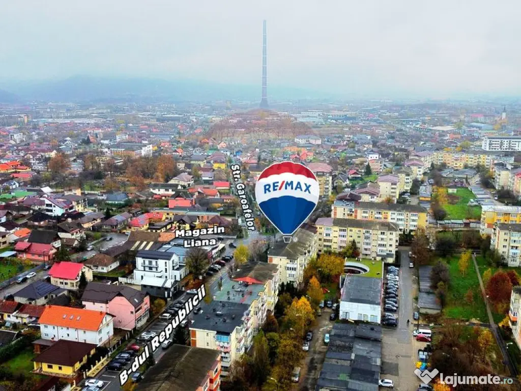 Bulevardul Republicii, apartament cu 4 camere de vanzare! 