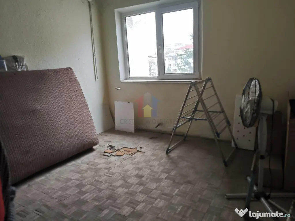 Super pret! Ap.2 cam, conf 2, Viziru 1, zona buna!