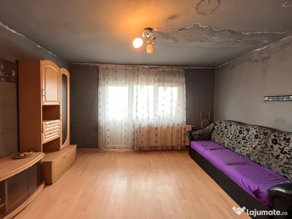 Lugoj, Apartament 3 Cam. 84 Mp. Micro 4, Acoperis Nou