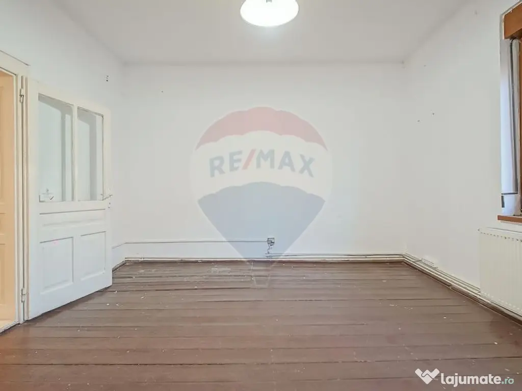 COMISION 0 Casă cu potențial excelent, teren 446 mp, St... 