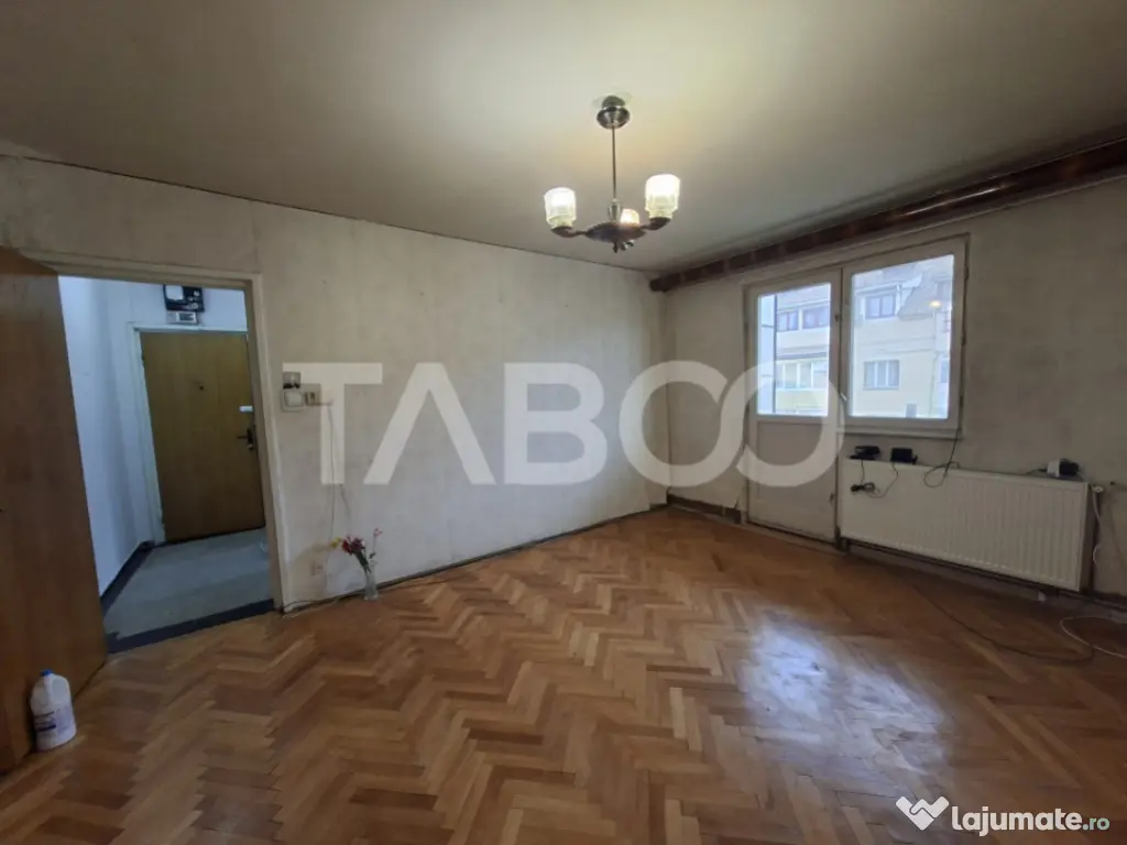 Cenusareasa apartamentelor - renovabil- balcon pivnita Mihai