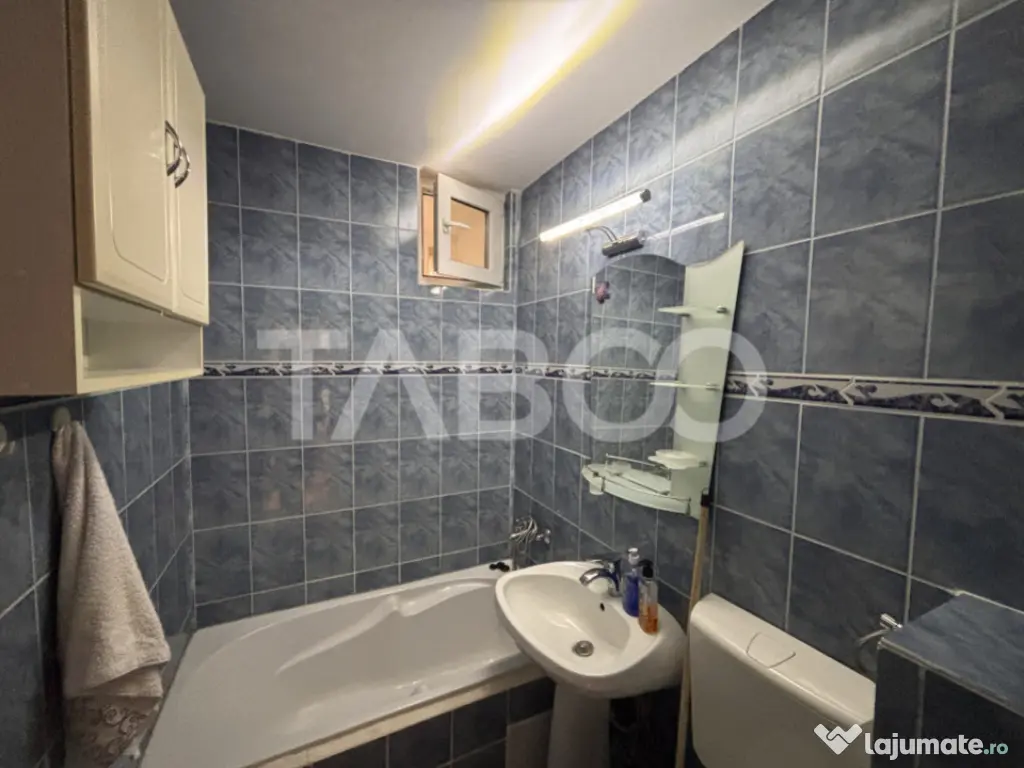Apartament la prima inchiriere cu 2 camere zona Terezian Sib