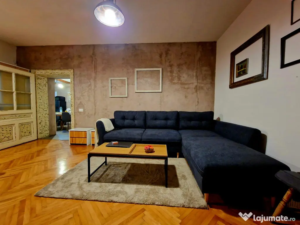 Apartament 2 camere in casa Centrul Istoric 139400 