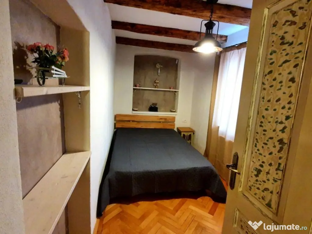 Apartament 2 camere in casa Centrul Istoric 139400 