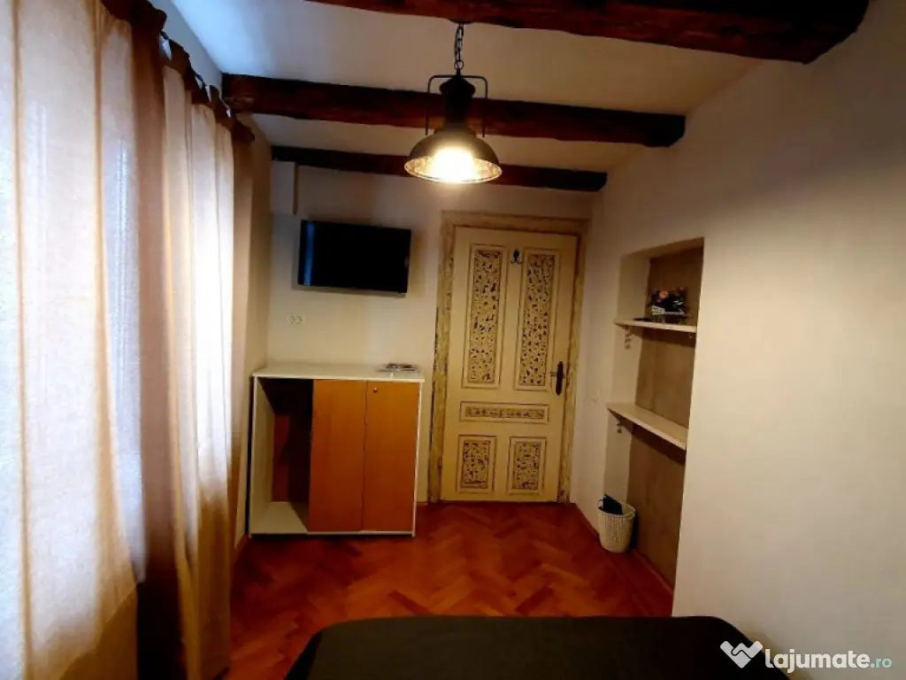 Apartament 2 camere in casa Centrul Istoric 139400 