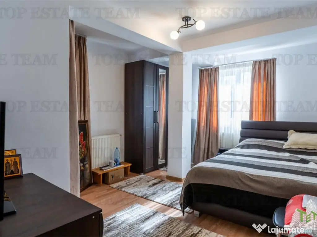 Vila moderna, structura din beton - Piata Muncii | Pretabila 