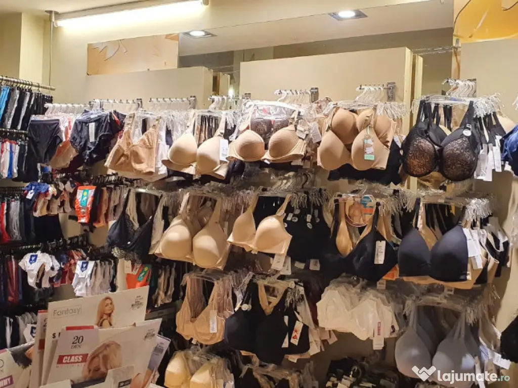 Vand spatiu comercial in Deva, zona 1 Decembrie (Ultracentral), 49 mp 