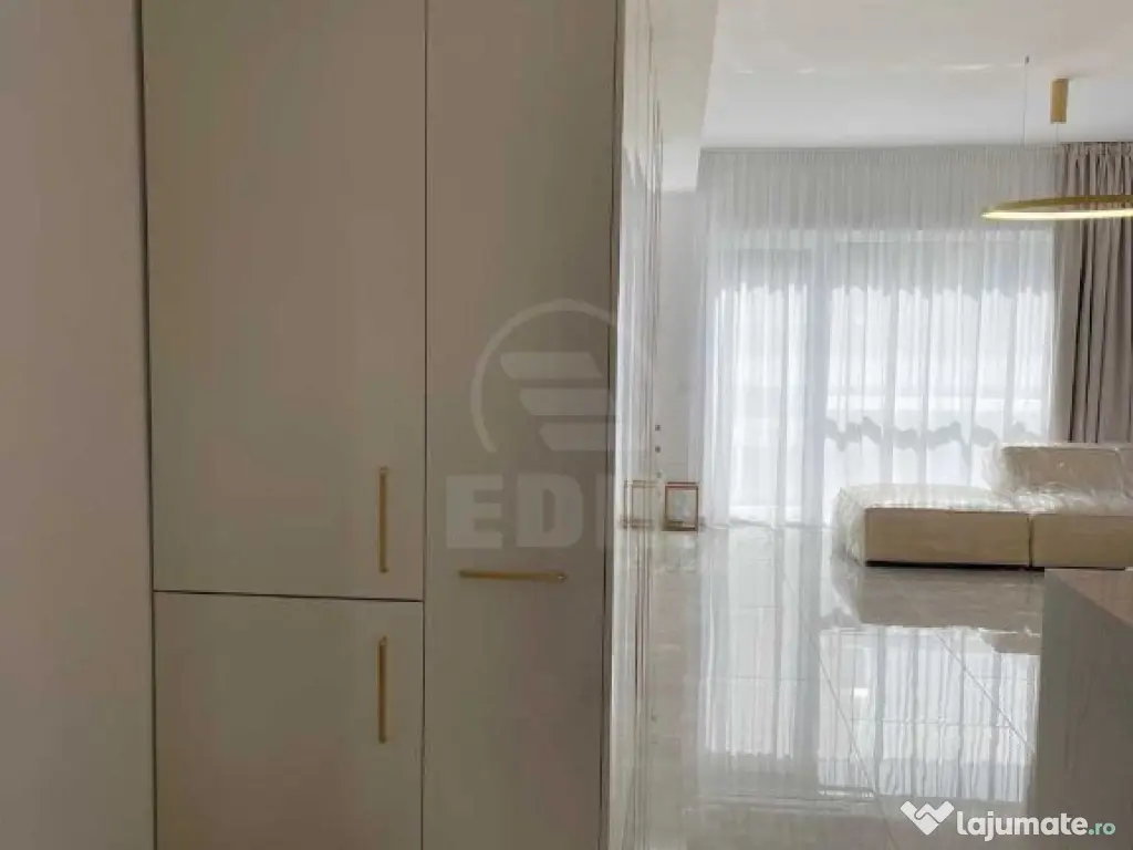 Casa individuala cu garaj si terasa 30mp zona Dumitru Mocanu 