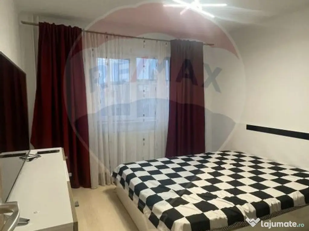 Apartament cu 4 camere de închiriat în zona Sarari 