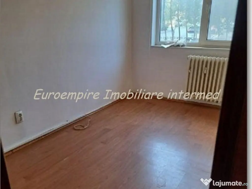 Apartament 3 camere decomandate zona Tomis Nord 