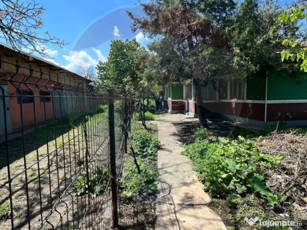Casă de vanzare+teren, com Belciugatele, Calarasi 
