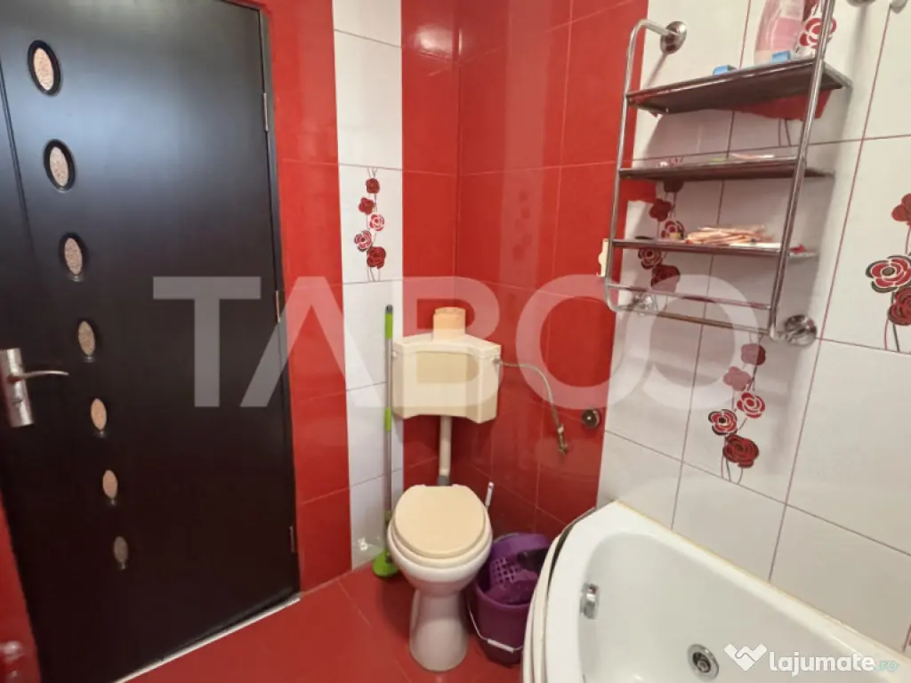 Garsoniera de inchiriat 25mp mobilata utilata parcare balcon