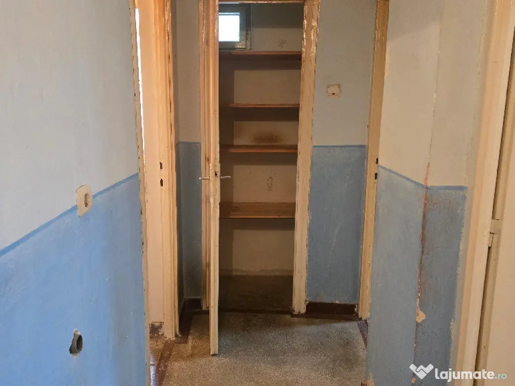 Vand apartament 2 camere decomandat in Deva, zona Gojdu, etaj 1, 