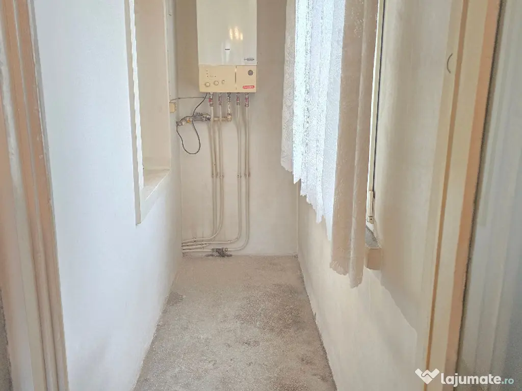 Vand apartament 2 camere decomandat in Deva, zona Gojdu, etaj 1, 