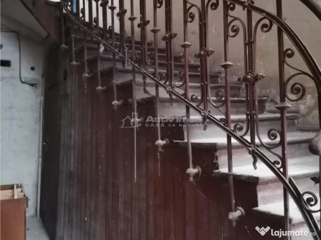 UNIVERSITATE-COLTEI, spatiu comercial nestradal, 72 mp 