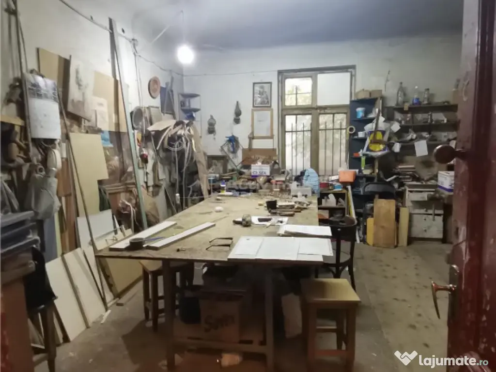 UNIVERSITATE-COLTEI, spatiu comercial nestradal, 72 mp 