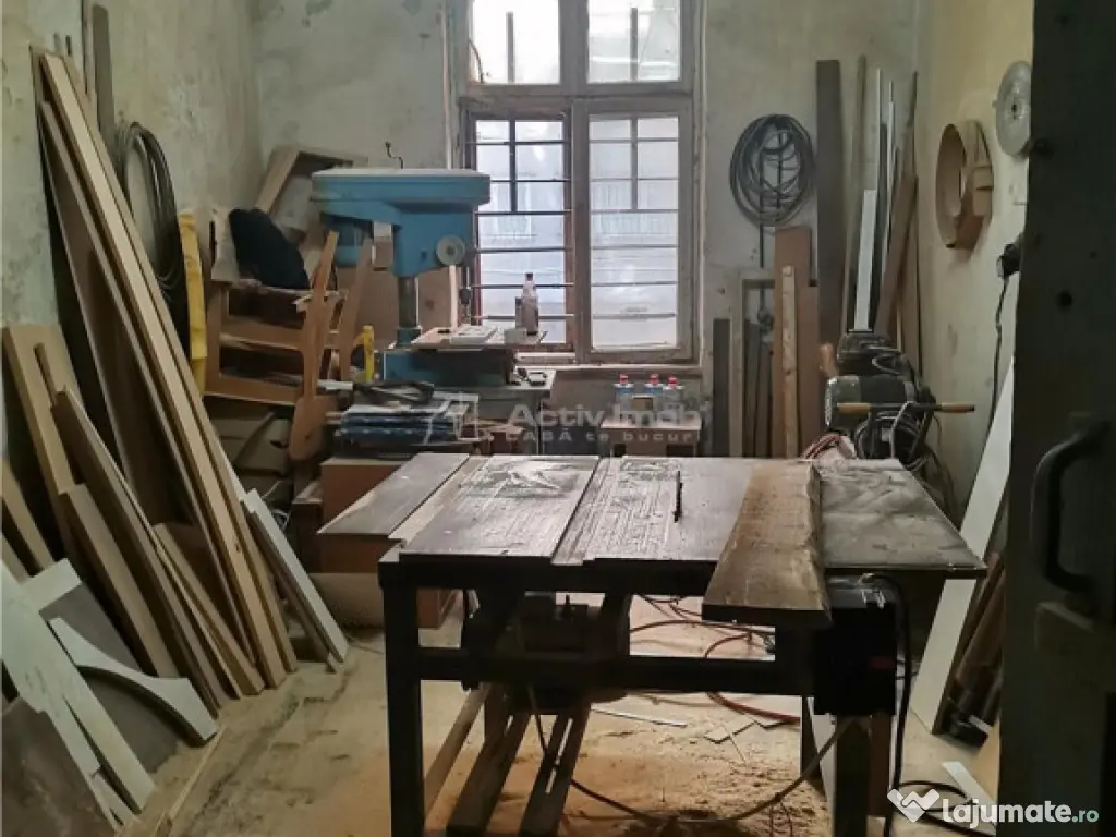 UNIVERSITATE-COLTEI, spatiu comercial nestradal, 72 mp 