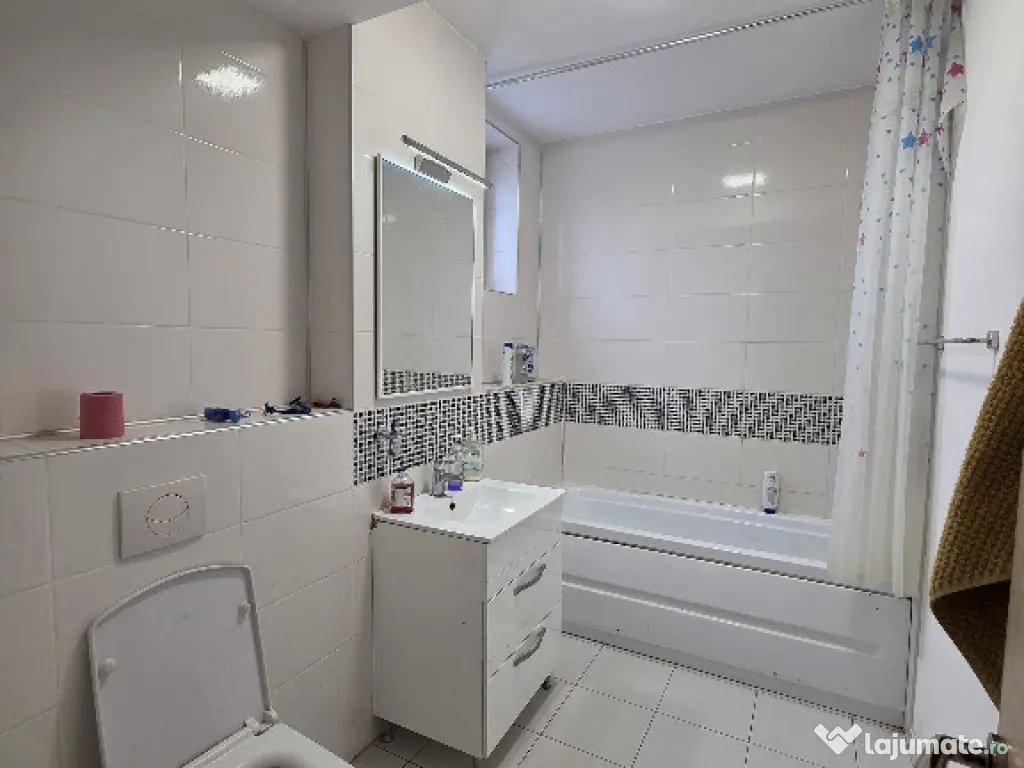 Vila Otopeni, drumul Garii Balotesti, aeroport, 4 camere, 3 bai 