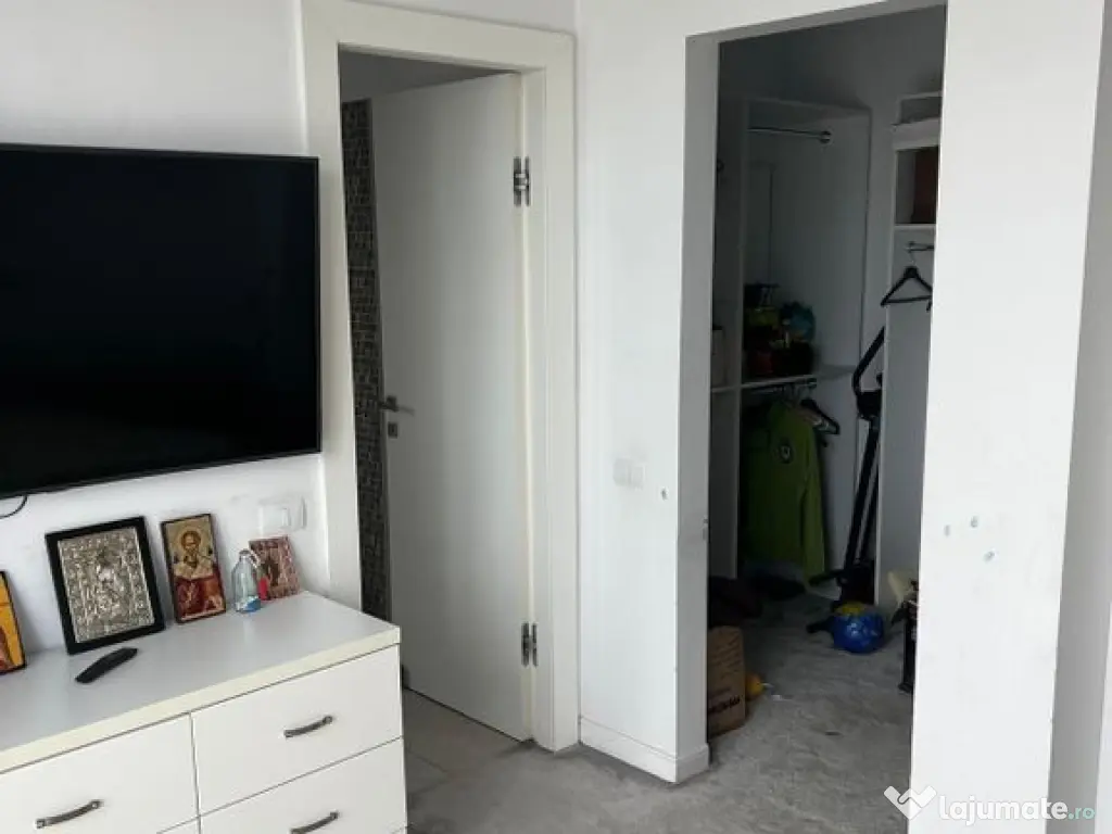 PENTHOUSE 4 CAMERE, 3 BAI SI 2 TERASE 204 MP ZONA COICIU 