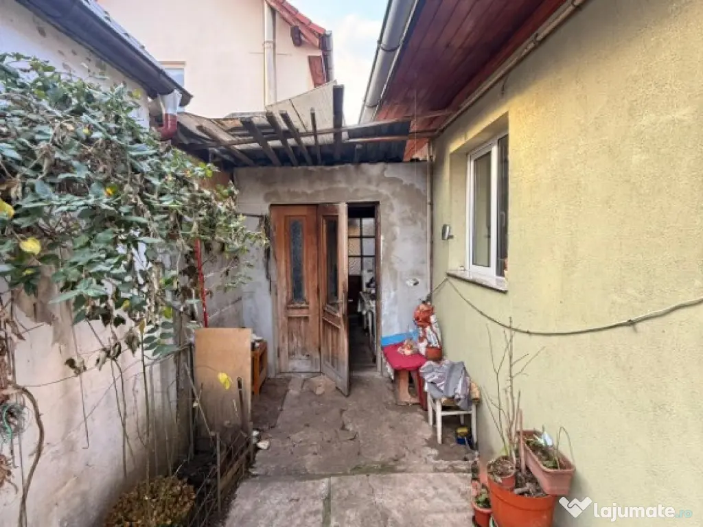 Casa de vanzare cu 3 camere -zona Cristian , Brasov 0%Comision.
