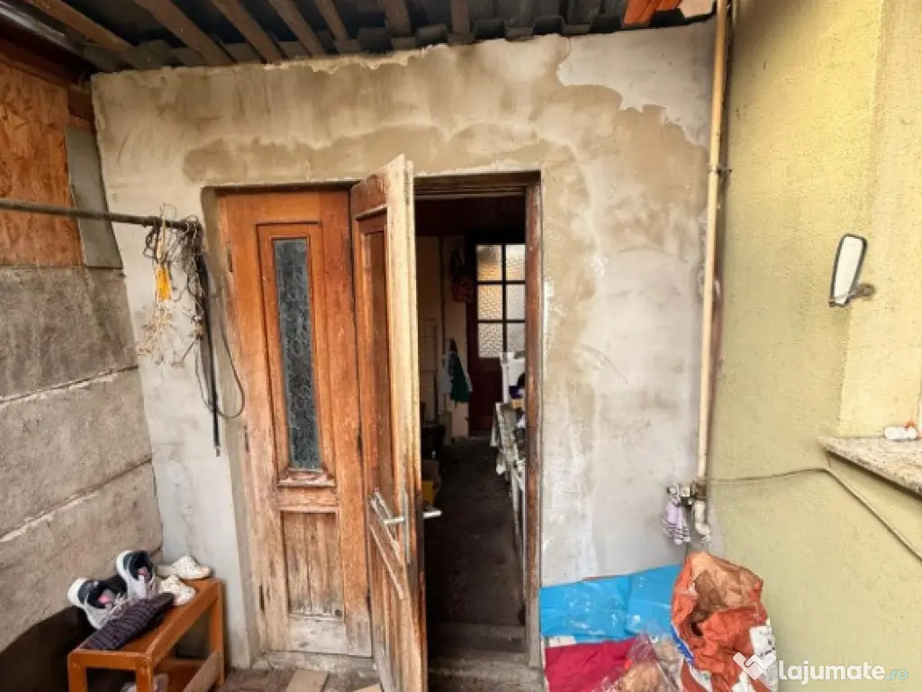 Casa de vanzare cu 3 camere -zona Cristian , Brasov 0%Comision.