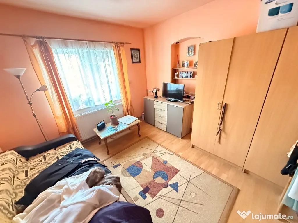 Casa de vanzare cu 3 camere -zona Cristian , Brasov 0%Comision.