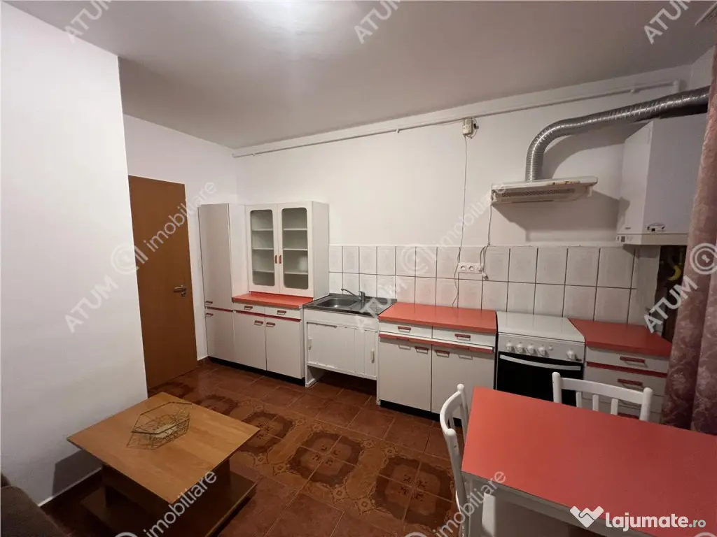 Apartament cu 2 camere la etaj 1 loc de parcare zona Calea D 