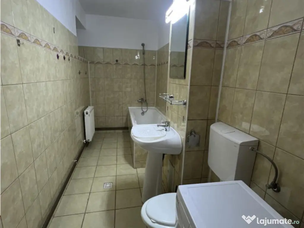 Apartament cu 2 camere la etaj 1 loc de parcare zona Calea D 