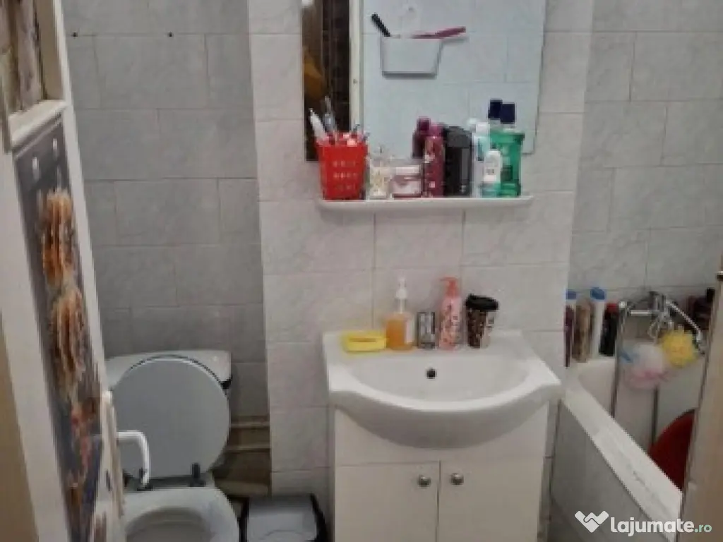 Tataras - in spatele Postei- apartament 2 camere ND - 