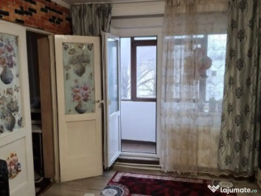 Tataras - in spatele Postei- apartament 2 camere ND - 