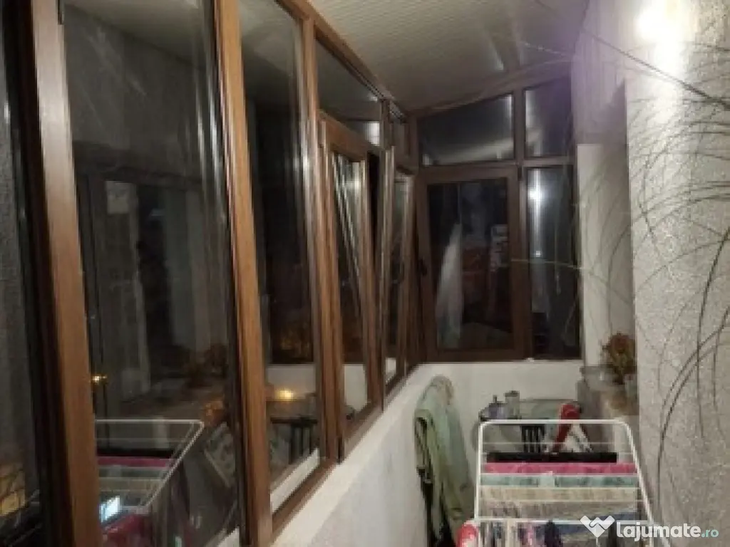 Tataras - in spatele Postei- apartament 2 camere ND - 