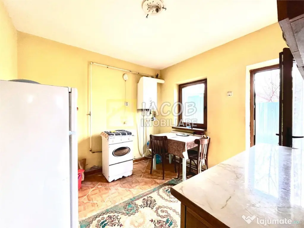 Casa cu teren 537 mp, str. Emil Braescu, Magura, Bacau 