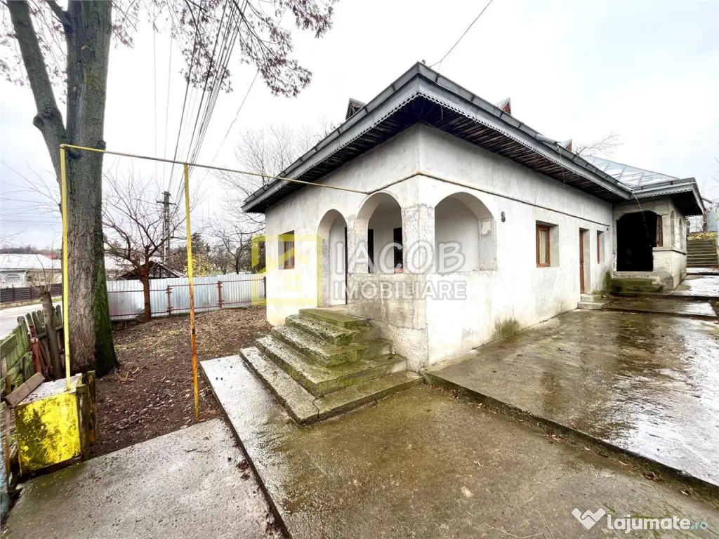 Casa cu teren 537 mp, str. Emil Braescu, Magura, Bacau 