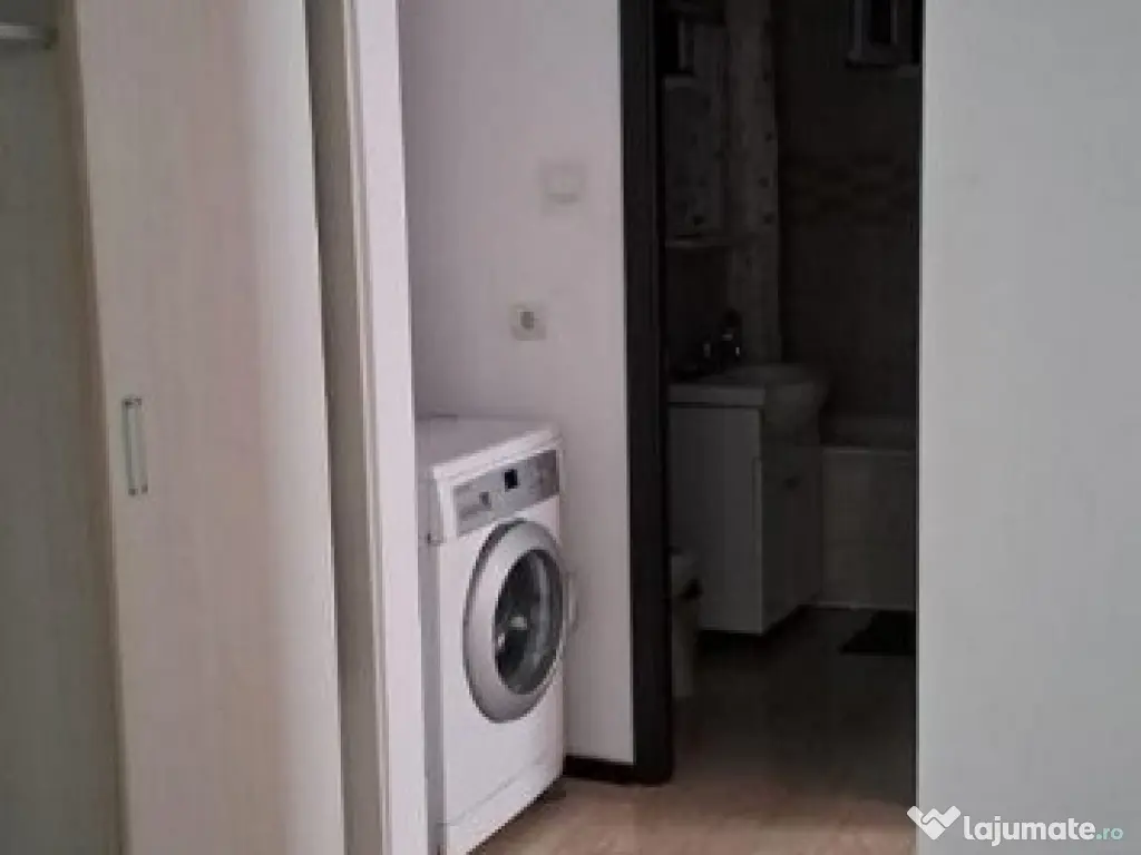 Soveja, decomandat, apartament 2 camere de inchiriat, etaj 1, mobilat,