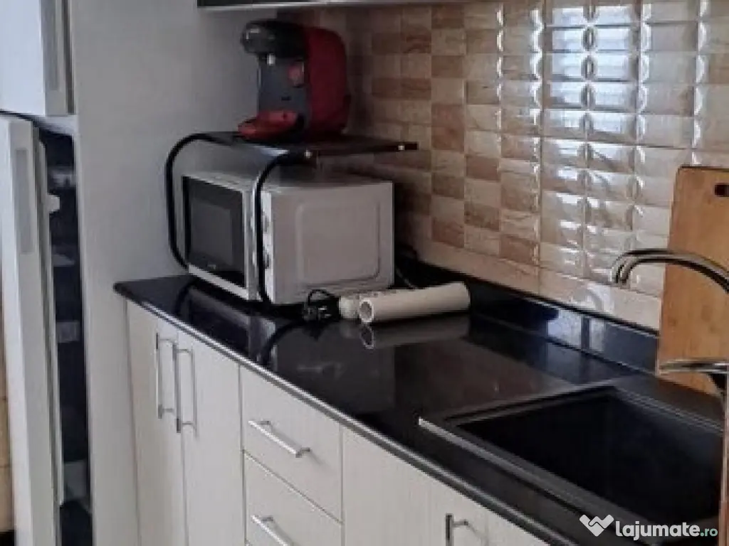 Soveja, decomandat, apartament 2 camere de inchiriat, etaj 1, mobilat,