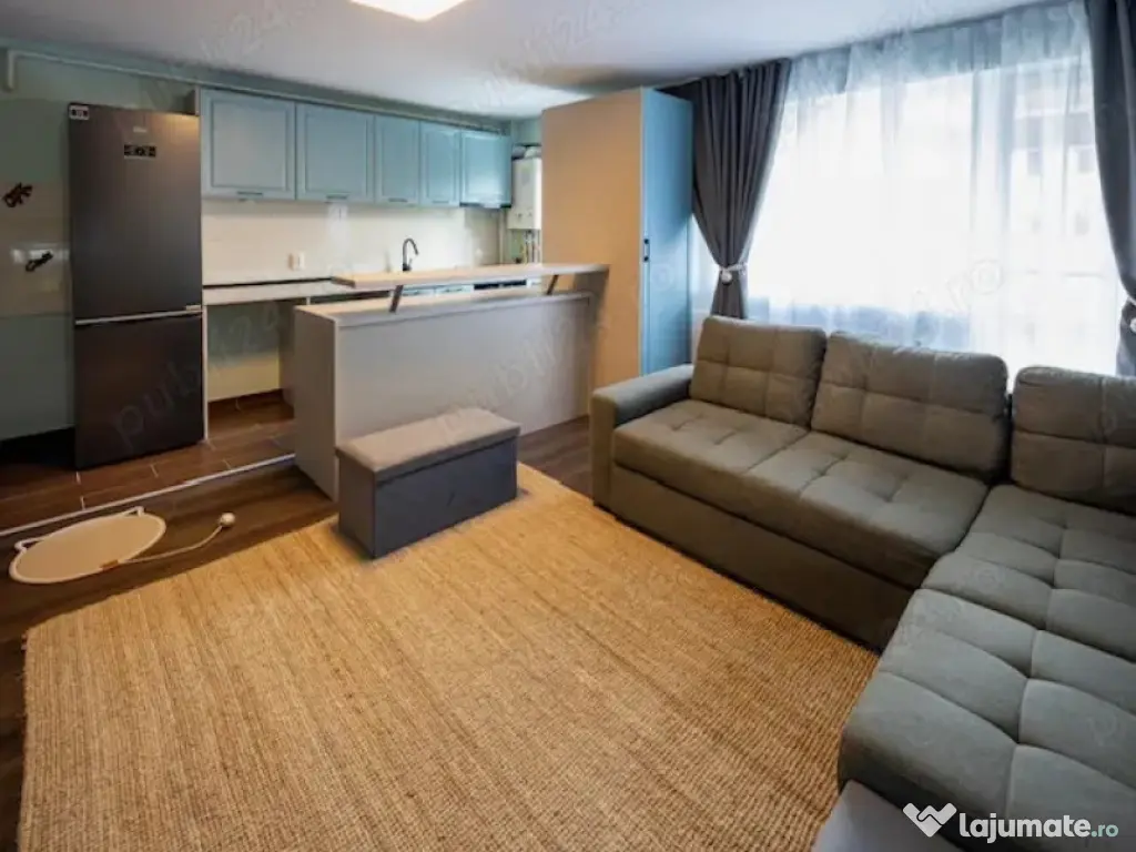 Apartament 3 camere zona TRACTORUL 