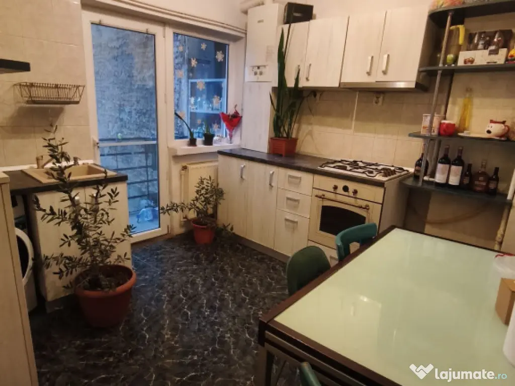 3 Camere, Unirii (Union Plaza), Centrala Proprie, 15 min met 