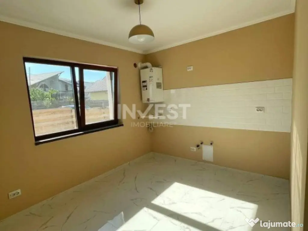 COMISION 0%, CASA INDIVIDUALA , 4 CAMERE, 2 BAI , 94 MP UTIL 