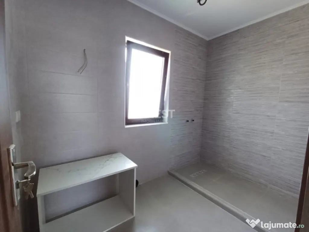 COMISION 0%, CASA INDIVIDUALA , 4 CAMERE, 2 BAI , 94 MP UTIL 