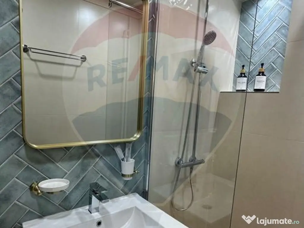 Apartament cu 2 camere de închiriat în zona Ultracentral 